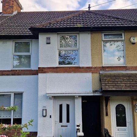 4 Bedroom Perfect Home For The Family Getaway Birmingham Bagian luar foto